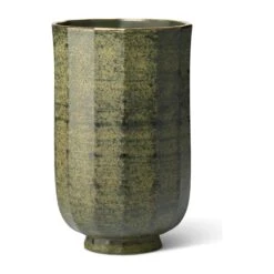 Delmara Vase