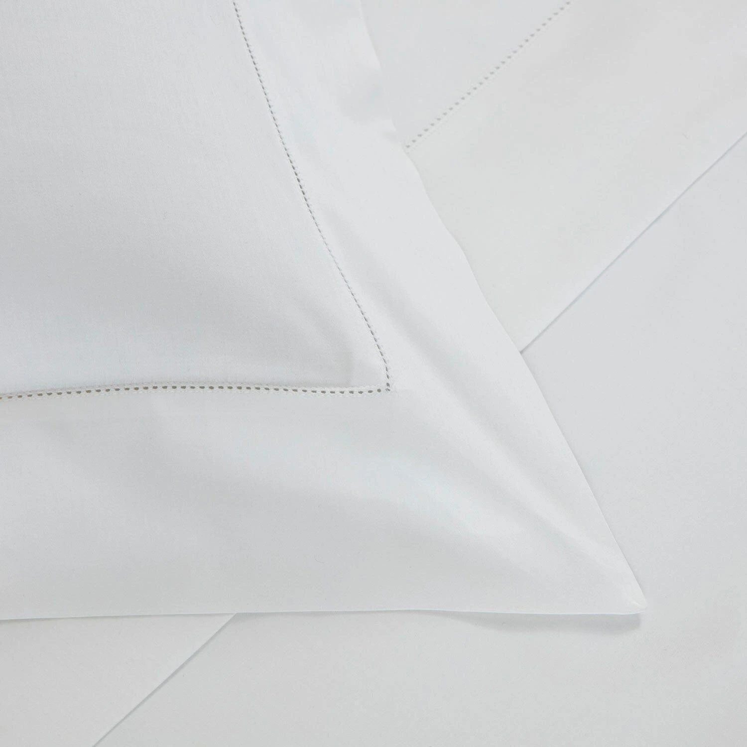 Single Ajour Pillowcase 5 Single Ajour Pillowcase - Image 3