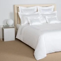 Ornate Medallion Embroidery Bedset -Home Products Shop Ornate Medallion Embroidery Bedset 3